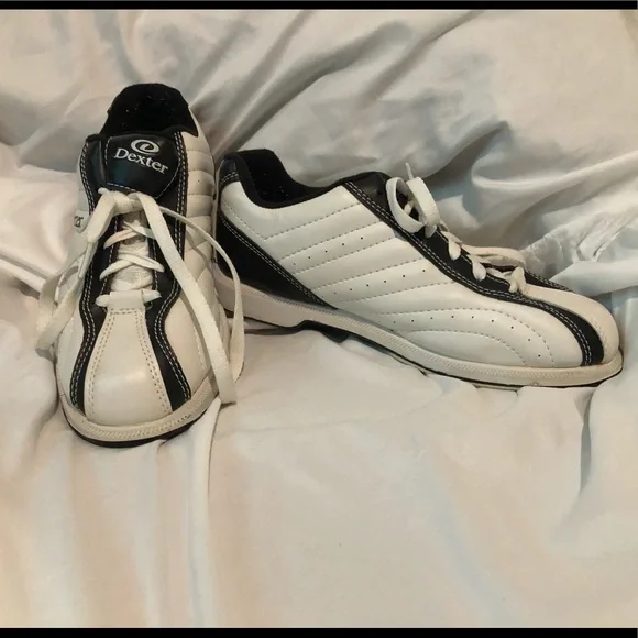 Dexter Women's White and Black Bowling Shoes - Picture 1 of 4